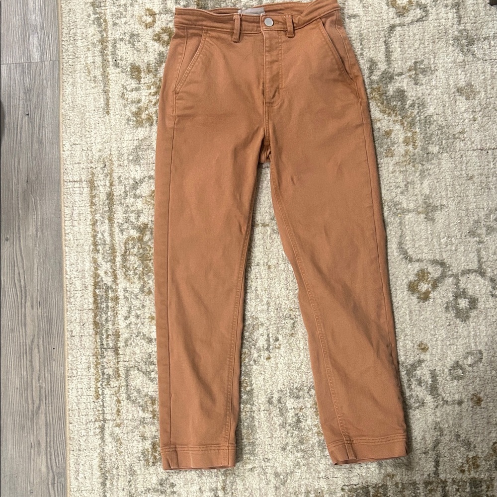 Everlane Women's Straight Leg Pants in Tan